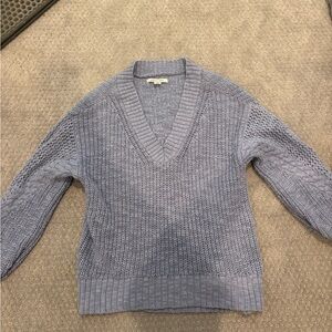 American Eagle Outfitters V-Neck Sweater - Light Gray